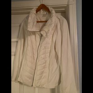 Women’s Chico’s size 2 zenergy lightweight jacket